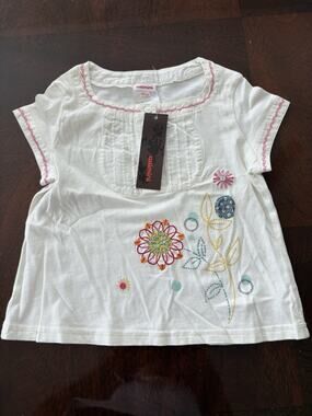 Catimini 3A Girls White w/Multicolored Embroidered Tee Shirt